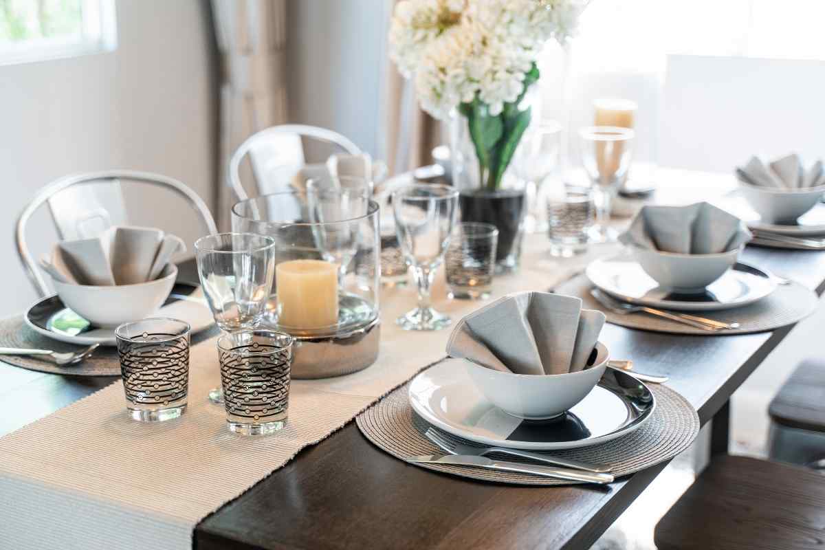 do you use placemats with a table runner